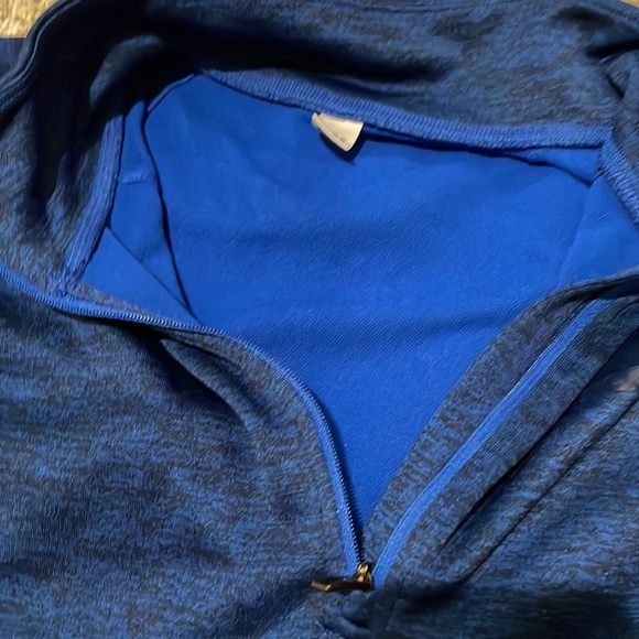 Men’s Adidas 1/4 zip sweatshirt - Picture 2 of 6